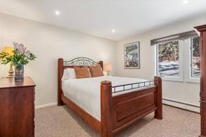 Postel nebo postele na pokoji v ubytování Woodbridge 07A