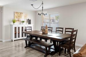 Φωτογραφία από το άλμπουμ του Phoenix 4 Br Retreat Pool Dog Friendly Games στο Φοίνιξ +41 φωτογραφίες