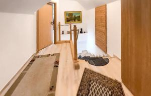 NeuhausにあるFerienwohnung Dierhagenの廊下