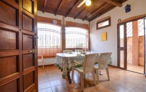 Φωτογραφία από το άλμπουμ του 2 Bedroom Stunning Apartment In Solanas σε Solanas