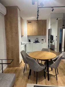 Kuchyň nebo kuchyňský kout v ubytování Apartament NP