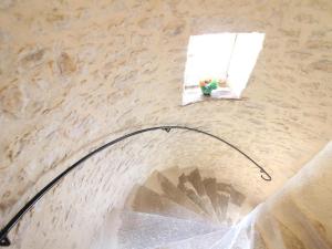 Gallery image of Maison historique avec chambres d'hôtes et parc clos à Choye - FR-1-583-293 in Choye +6 photos