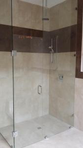 Kylpyhuone majoituspaikassa Casitas de Oro
