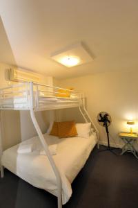 Postel nebo postele na pokoji v ubytování Platinum Apartments - Unit 2 + 10 fotografií