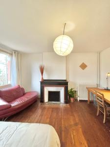 Istumisnurk majutusasutuses Chambre Bugrane