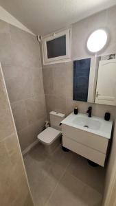 Koupelna v ubytování Studio 50m de la mer Village du Diamant