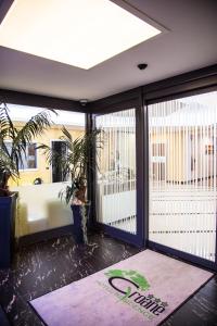 Afbeelding uit fotogalerij van Groane Hotel Residence in Cesano Maderno