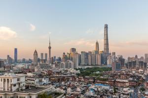 Γενική άποψη της πόλης Σαγκάη ή θέα της πόλης από  αυτό το ξενοδοχείο