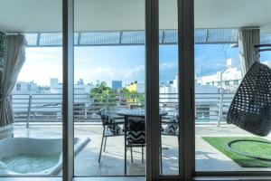 Istumisnurk majutusasutuses Boutique Suites 3 min walk to beach