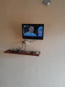 TV a/nebo společenská místnost v ubytování Villa Berkah Izzul Sawarna