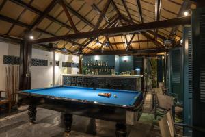 Biliár nebo kulečník v ubytování Maison Vy Hotel Hội An
