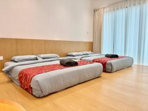 Luxury Holiday Home with Private Pool Langkawi by Zervin客房内的一张或多张床位