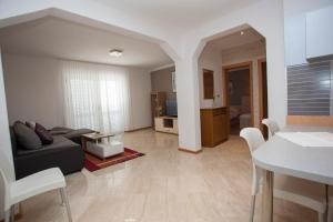 Khu vực ghế ngồi tại Apartments Villa Silvia