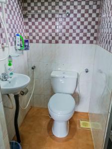 Koupelna v ubytování Shalom Villa