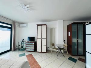 Kuchyň nebo kuchyňský kout v ubytování Amarin Pisa Room