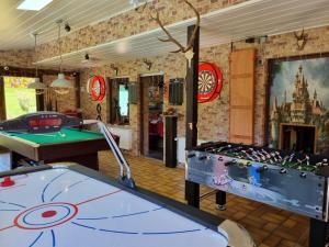Galeriebild der Unterkunft Ferienwohnung-Klein-Holland-Harz-4-Personen-mit-umfangreichen-Freizeiteinrichtungen-im-Innen-und-Aussenbereich-im-attraktiven-Harz in Herzberg am Harz