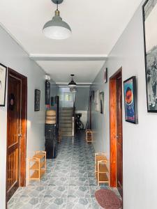 TV a/nebo společenská místnost v ubytování Lakayo Hillside Apartelle