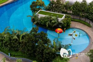Maya Bay Residences at Gamuda Cove, Dengkil by Plush内部或周边的泳池