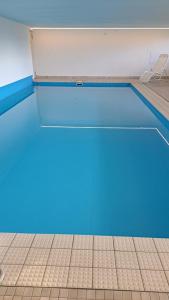 Πισίνα στο ή κοντά στο Harzer Ferienwohnung mit Pool und Sauna +10 φωτογραφίες