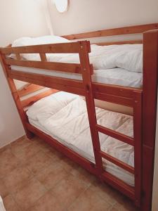 Giường trong phòng chung tại Terrasses D 301 PARC NAT VANOISE appart 4 pers