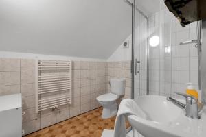Koupelna v ubytování Martinova bouda + 30 fotografií