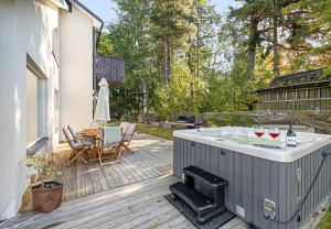 Fotografie z fotogalerie ubytování Modern villa with Jacuzzi v destinaci Vega