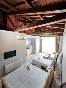 Postel nebo postele na pokoji v ubytování Bursa İpekyolu Hotel