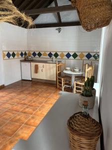 Kuchyň nebo kuchyňský kout v ubytování Casa Alta B&B