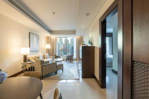 Gallery image of Apartments in Downtown Dubai connected to Dubai Mall in Dubai +37 photos