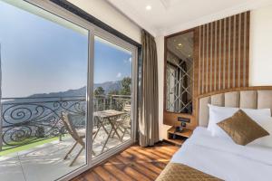 Μπαλκόνι ή βεράντα στο Echor Baris Resort Mussoorie
