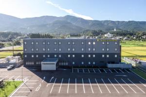 Nespecifikovaný výhled na hory nebo výhled na hory při pohledu z hotelu