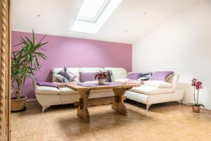 Posezení v ubytování Stadtbauernhof Salzburg - Ferienwohnung - Gut Unterleithen