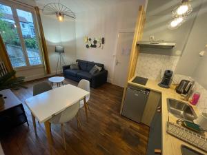 Η κουζίνα ή μικρή κουζίνα στο Saphir 1