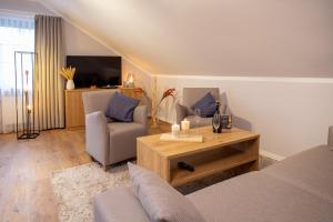 Χώρος καθιστικού στο Chalet Bergzeit 3