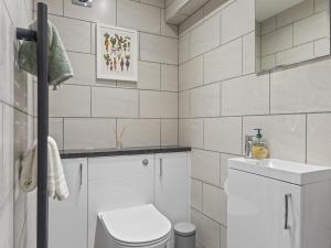 Ένα μπάνιο στο Finest Retreats - Willow Dene +26 φωτογραφίες