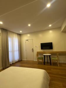 Televisi dan/atau pusat hiburan di Hotel snowlion