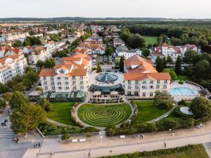 an aerial view of a town with a park and buildings at A-ROSA Ostseehotel Kühlungsborn in Kühlungsborn