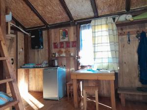 مطبخ أو مطبخ صغير في Tiny houses Genacvale