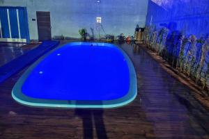 moradadigiorgio edicula com piscina内部或周边的泳池