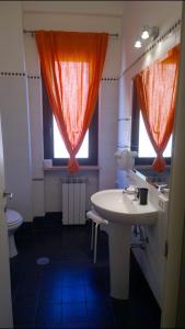 Koupelna v ubytování Almi Rooms