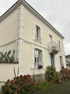 Bygningen som villaen ligger i