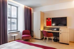 โทรทัศน์และ/หรือระบบความบันเทิงของ IntercityHotel Dortmund
