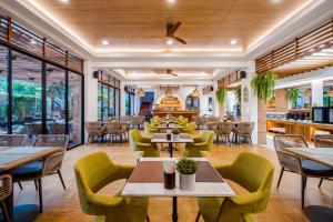 Restaurace v ubytování Ayrest Hua Hin Hotel