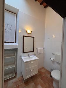 Phòng tắm tại Villa Podere Terrena +29 ảnh