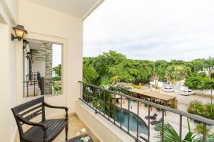 Balkón nebo terasa v ubytování Suites at Grand Laguna Beach by Calisto Stays