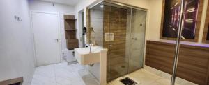 Ένα μπάνιο στο Fashion Motel +9 φωτογραφίες
