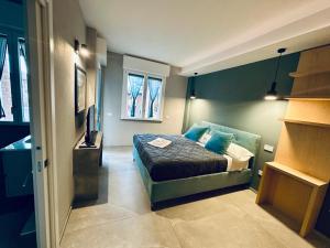 Giường trong phòng chung tại OliVia Rooms Sauna & Gym +35 ảnh