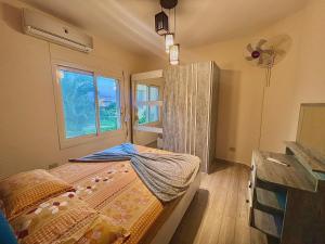 Letto o letti in una camera di 3-Brs Beachside Modern chalet Seaview & 3min walking l BBQ