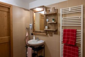 Koupelna v ubytování Baita de Eliseo B&B + 28 fotografií
