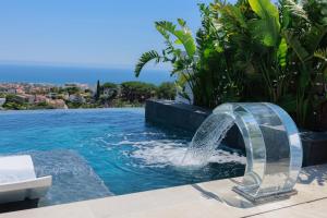 The swimming pool at or close to Villa Infinity Barcelona